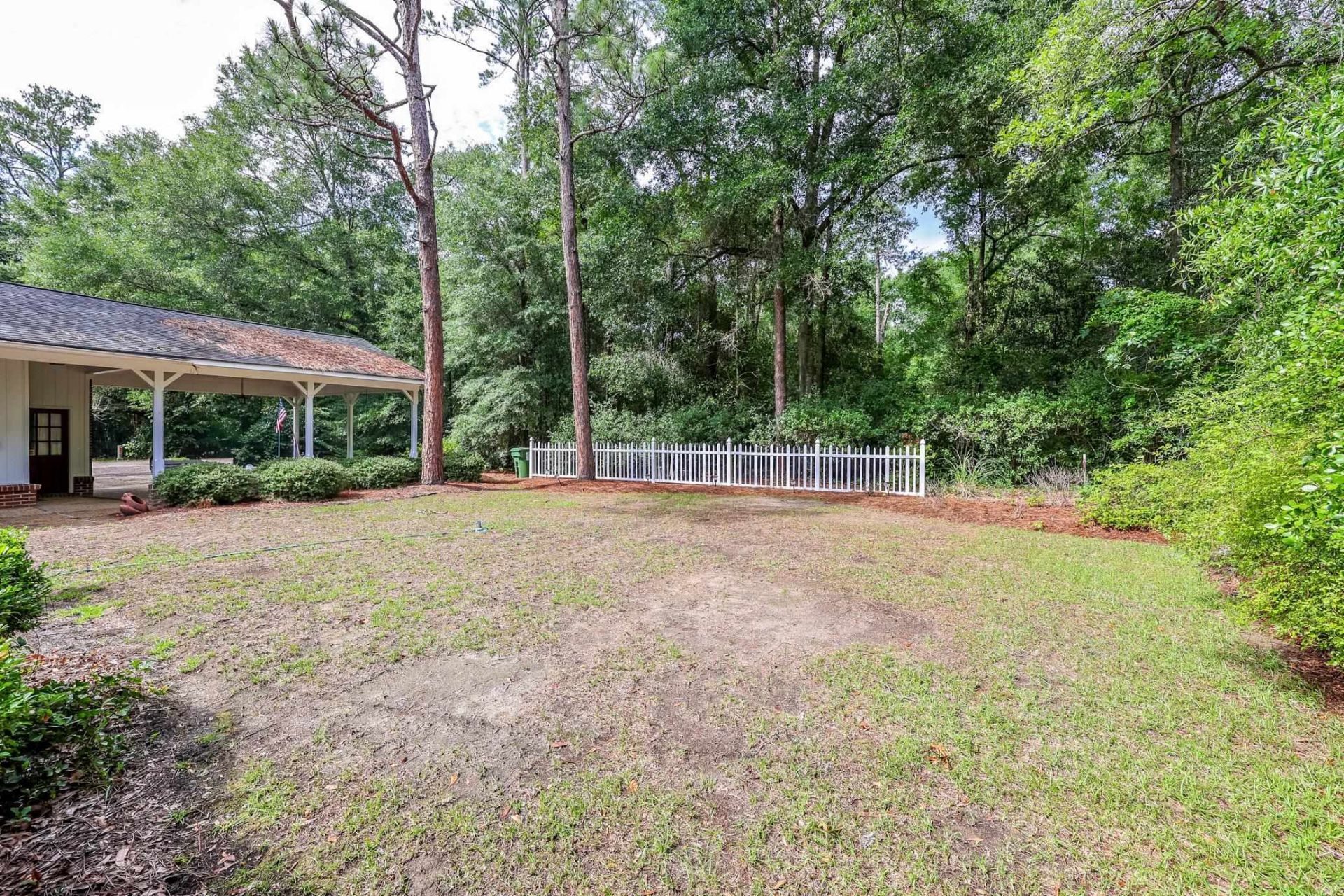 502 Burney St.  Photo 27