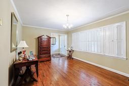 502 Burney St. photo 4