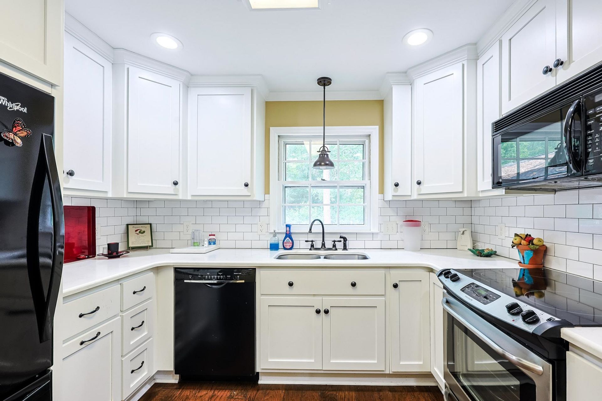 502 Burney St. Photo 8