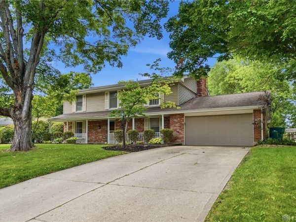 1611 Red Fox Drive, Beavercreek, OH 45432