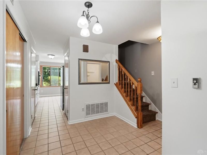 1611 Red Fox Drive, Beavercreek, OH 45432 Photo 11