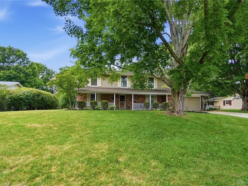 1611 Red Fox Drive, Beavercreek, OH 45432 Photo 3