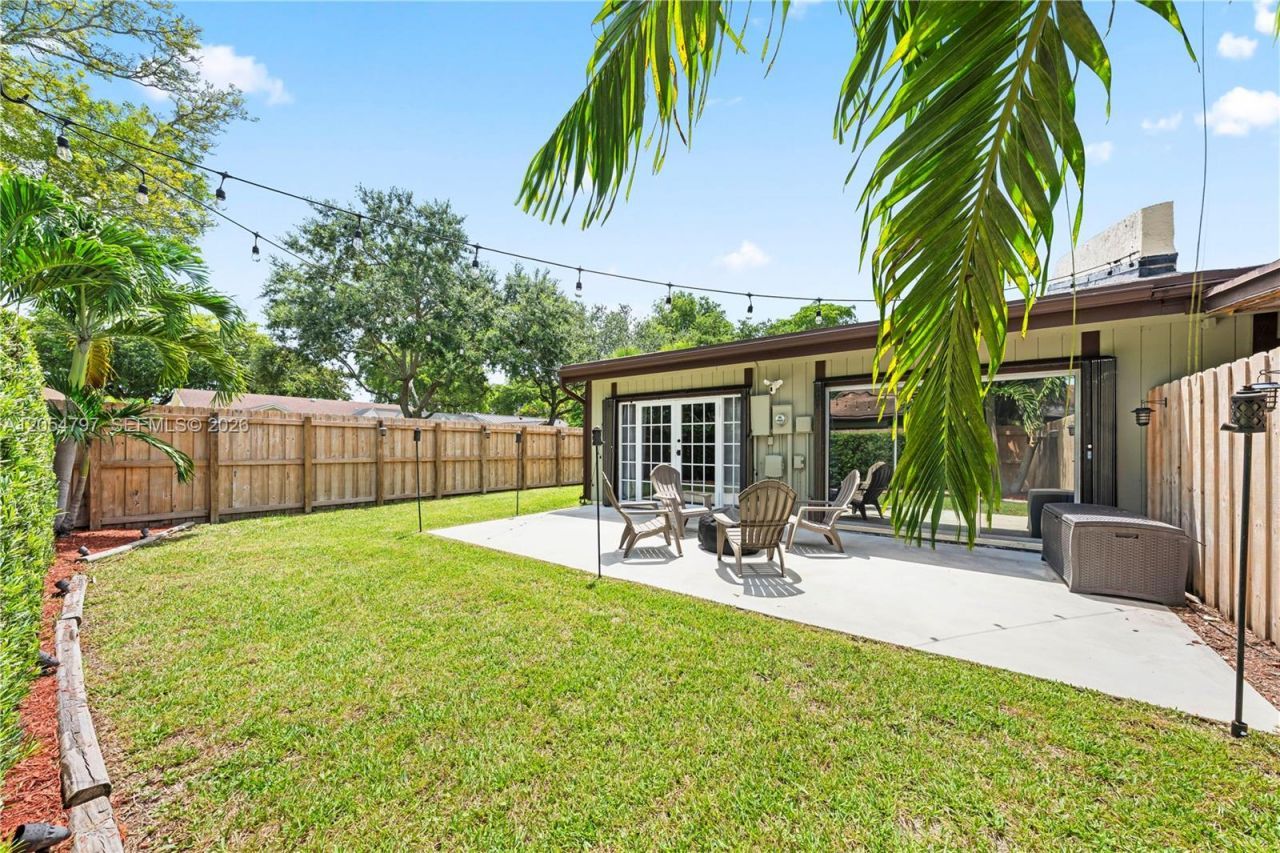 10301 Jasmine Ct , Pembroke Pines, FL 33026 Photo