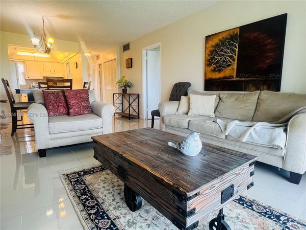 8900 Washington Blvd , Unit 409, Pembroke Pines, FL 33025