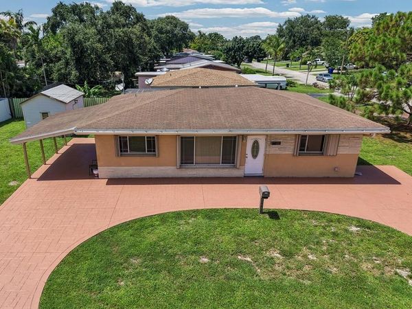 2100 N 57TH Avenue, Hollywood, FL 33021