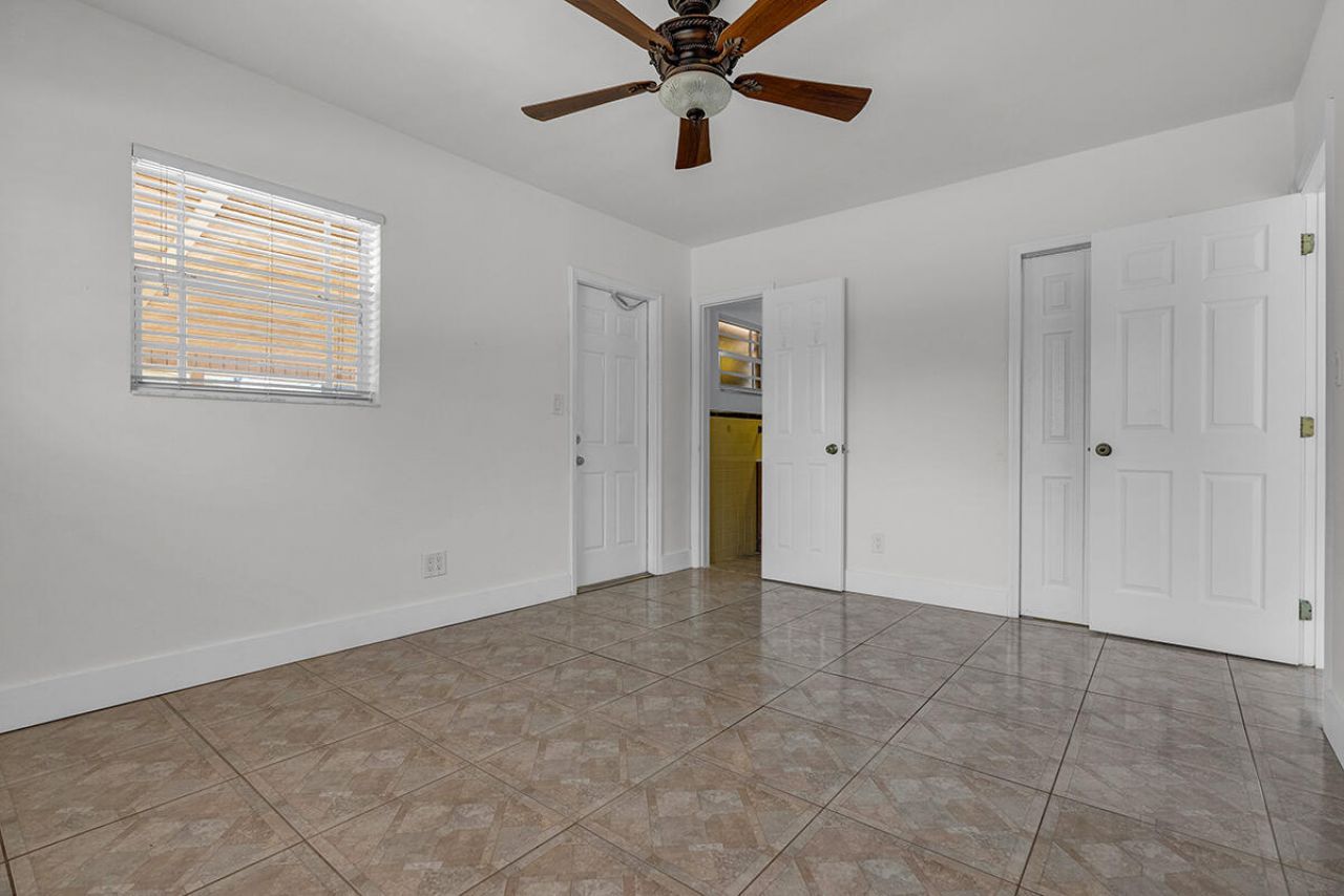 2100 N 57th Avenue, Hollywood, FL 33021 Photo