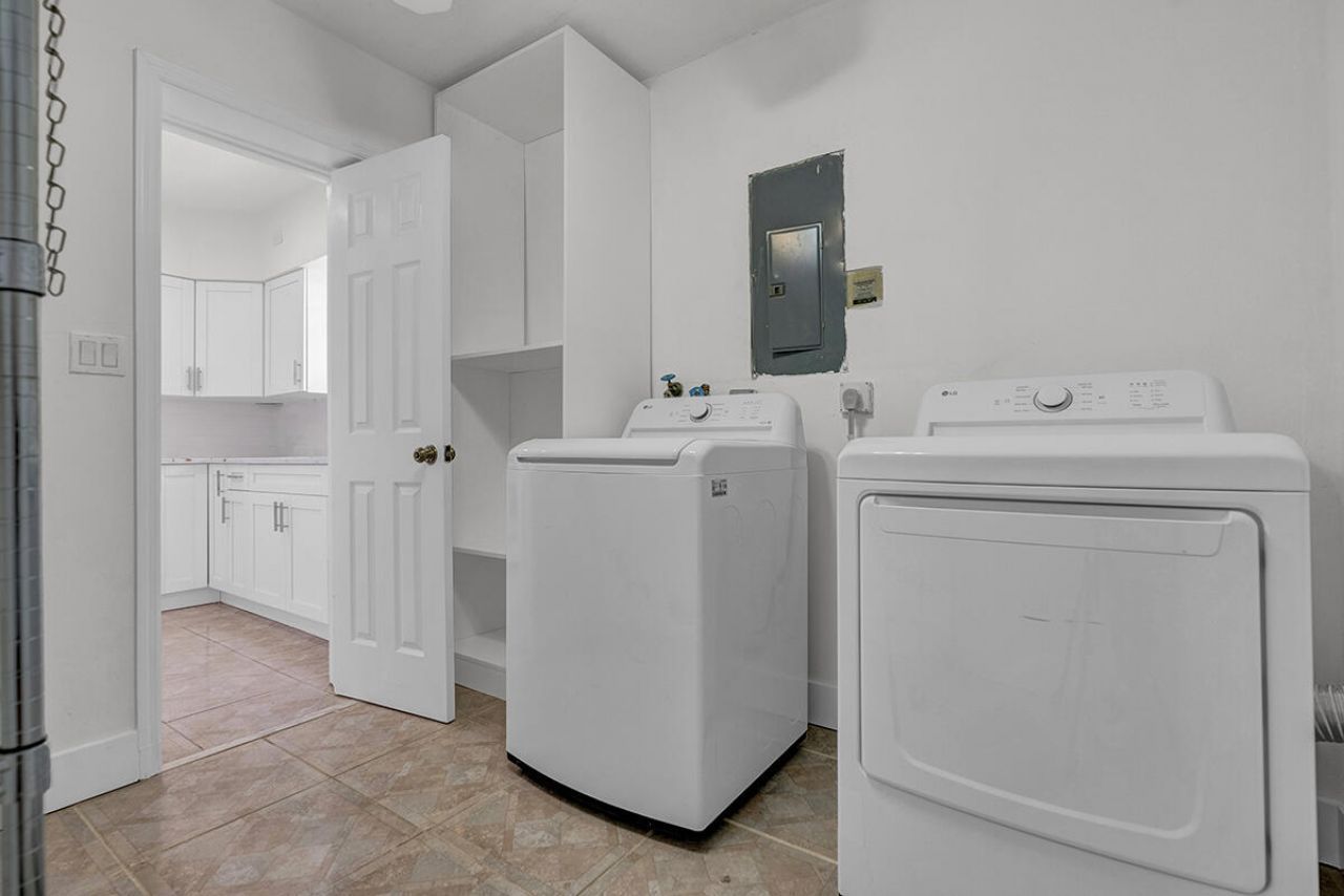 2100 N 57th Avenue, Hollywood, FL 33021 Photo