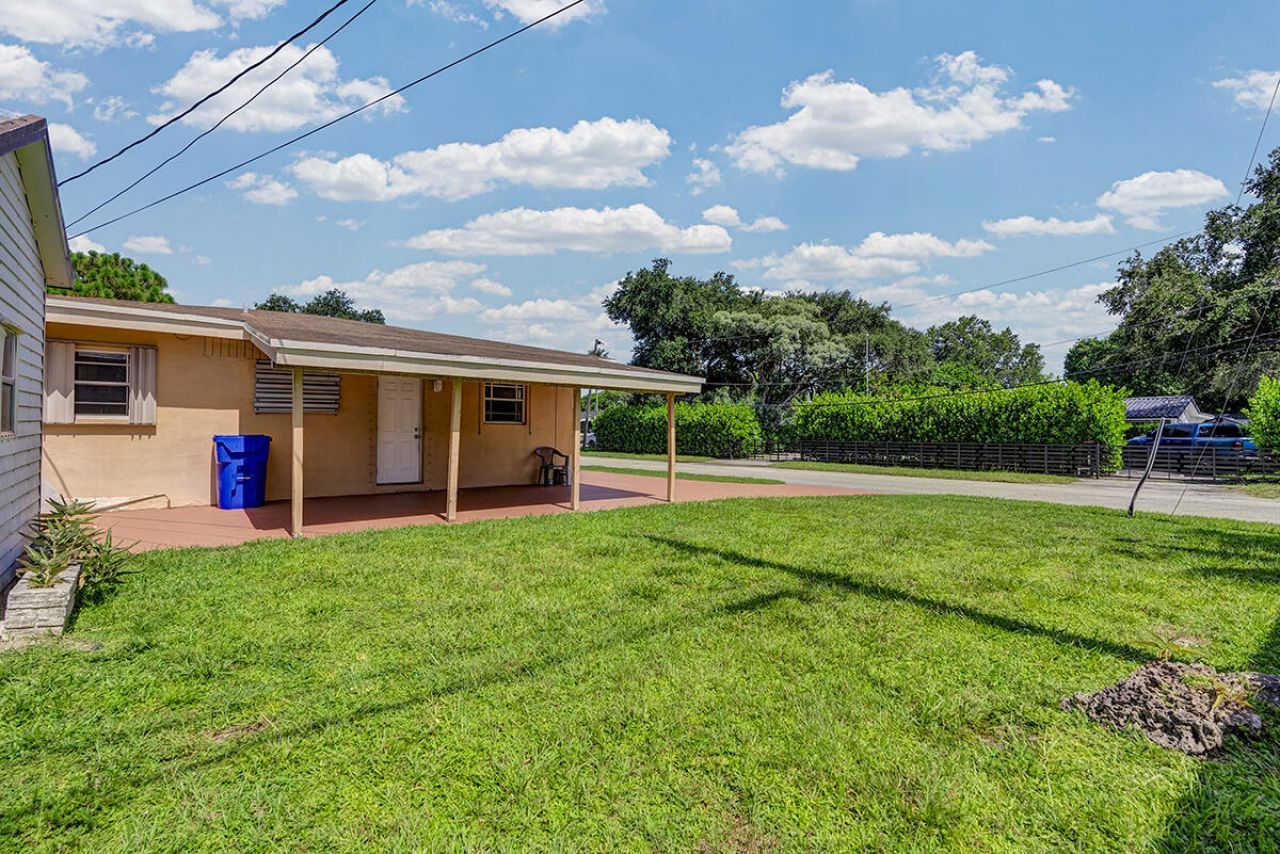 2100 N 57th Avenue, Hollywood, FL 33021 Photo