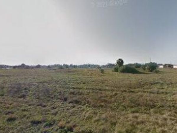 468 RAND Street, Lehigh Acres, FL 33974