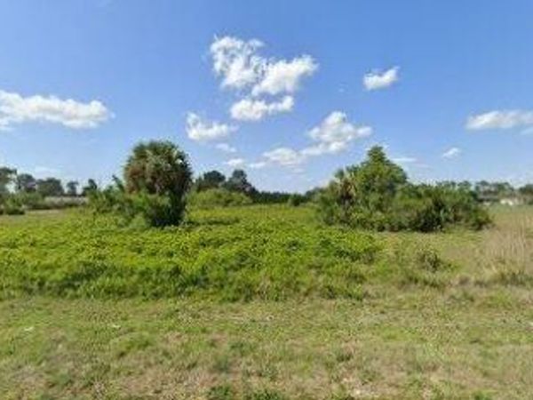 463 RAJAH Street, Lehigh Acres, FL 33974