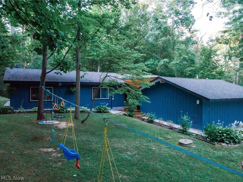 11629 Edgewood Road, Chardon, OH 44024 Photo 2