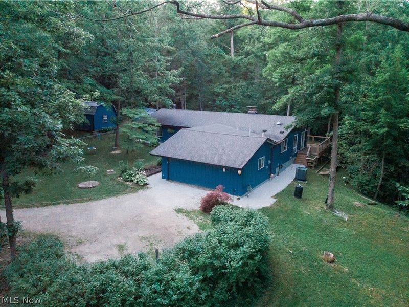 11629 Edgewood Road, Chardon, OH 44024 Photo 3
