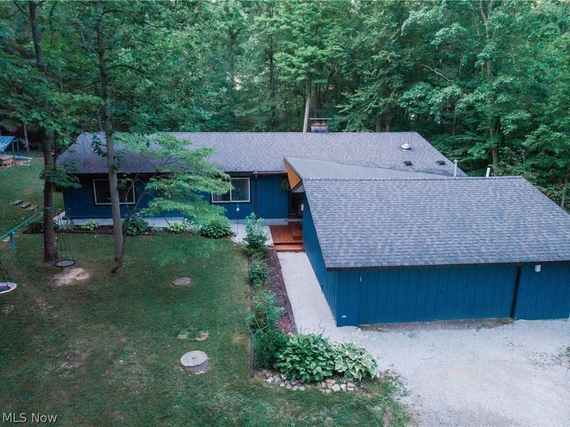 11629 Edgewood Road, Chardon, OH 44024 Photo 4