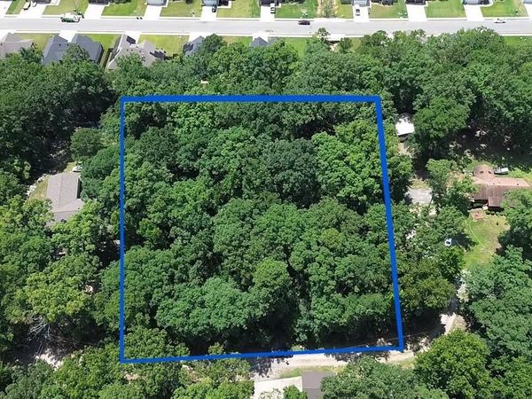 Oakmont Drive , Alexander, AR 72002