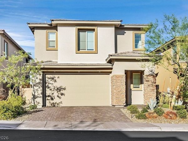 696 Rogue Wave Street , Las Vegas, NV 89138