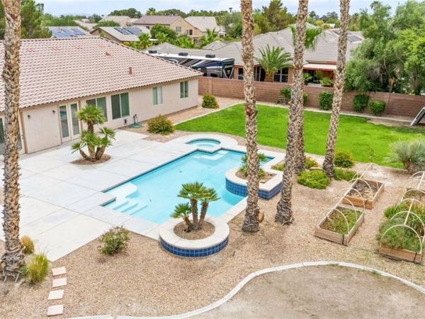 7533 Rushing Current Street, Las Vegas, NV 89131