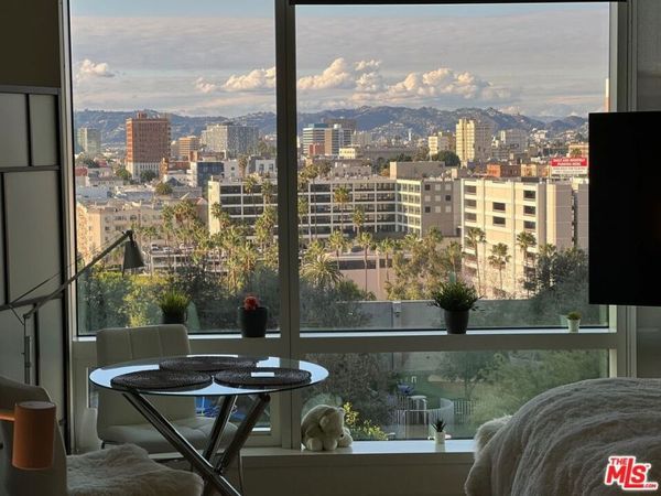 877 S Francisco Street , Unit 1220, Los Angeles, CA 90017