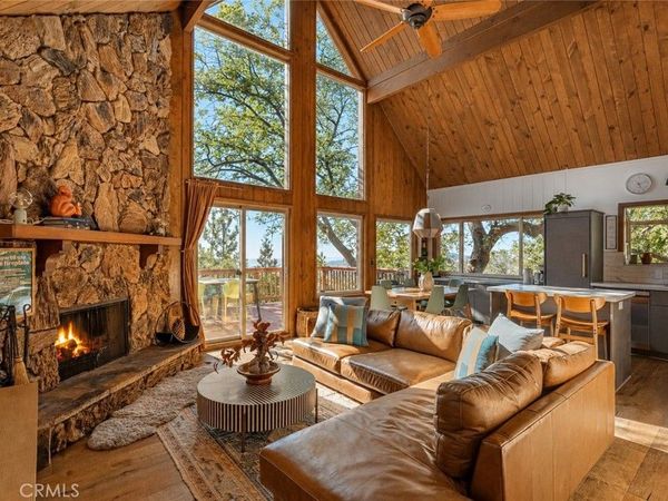 1260 Yukon Court, Lake Arrowhead, CA 92352