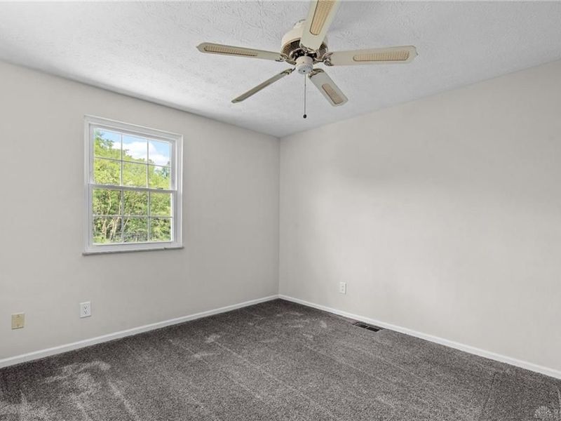 2717 N Kings Arms Circle, Centerville, OH 45440 Photo 20