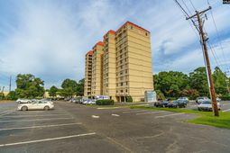 1600 Park Circle photo 4