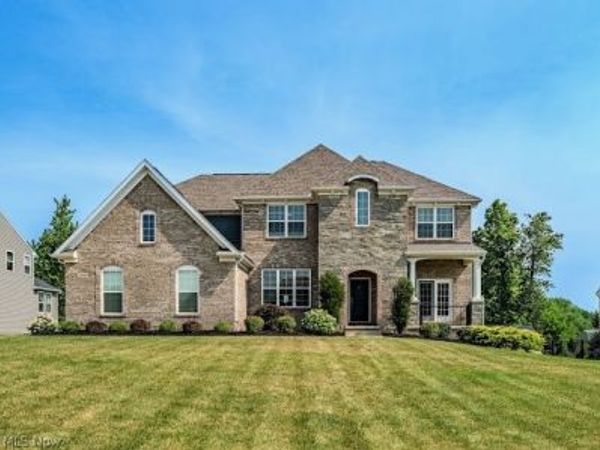 12560 Treeline Trail , North Royalton, OH 44133