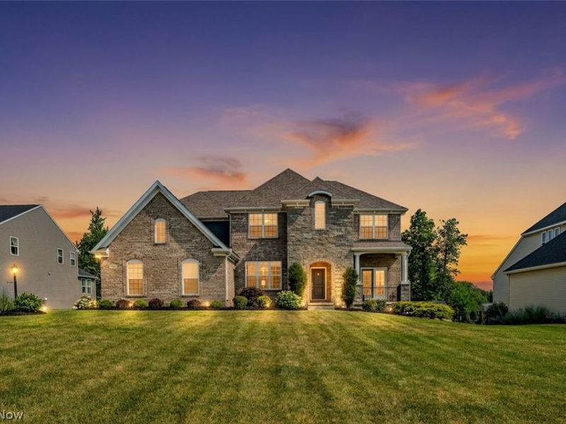 12560 Treeline Trail, North Royalton, OH 44133 Photo 3