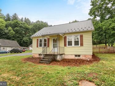 2731 FISHING CREEK VALLEY ROAD, HARRISBURG, PA 17112