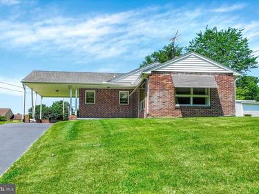 1610 N EAST STREET, YORK, PA 17406