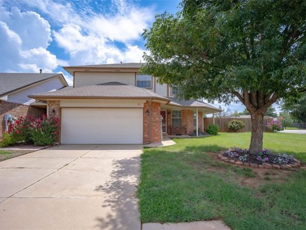 336 Lariat Circle, Edmond, OK 73003