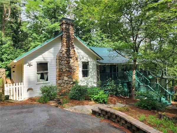 654 Low Gap Road , Lakemont, GA 30552