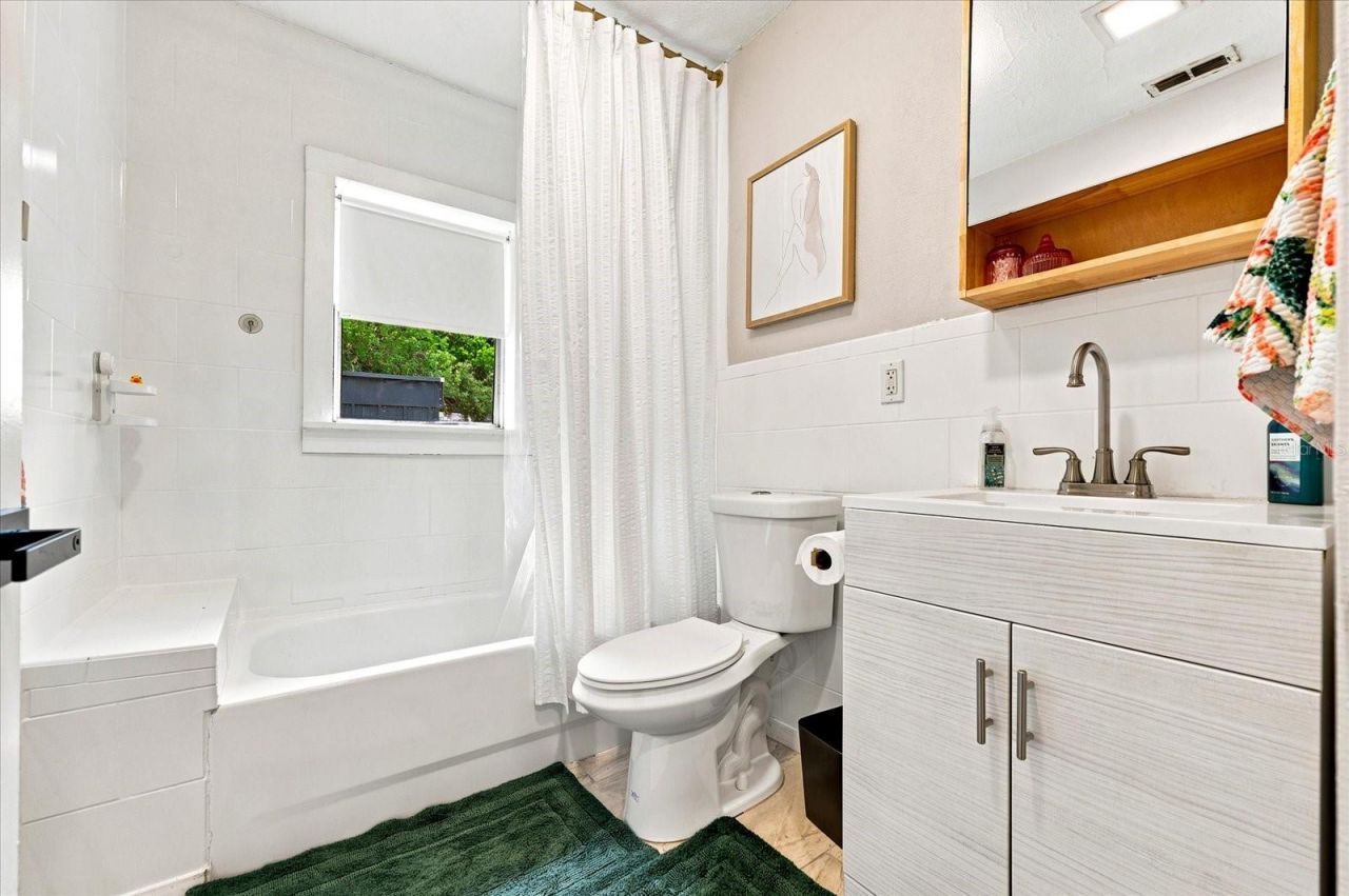 1161 Newton Avenue S, Saint Petersburg, FL 33705 Photo