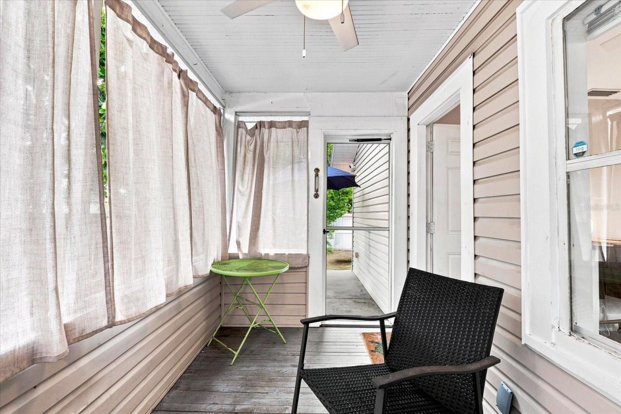1161 Newton Avenue S, Saint Petersburg, FL 33705 Photo