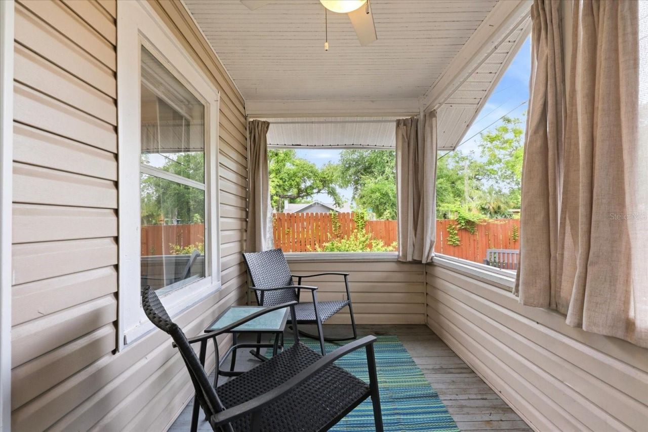 1161 Newton Avenue S, Saint Petersburg, FL 33705 Photo