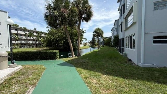 1660 NE 191st St , Unit 110-1, Miami, FL 33179 Photo