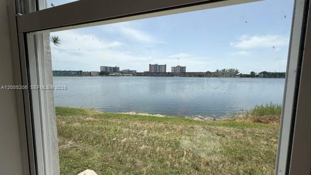 1660 NE 191st St , Unit 110-1, Miami, FL 33179 Photo