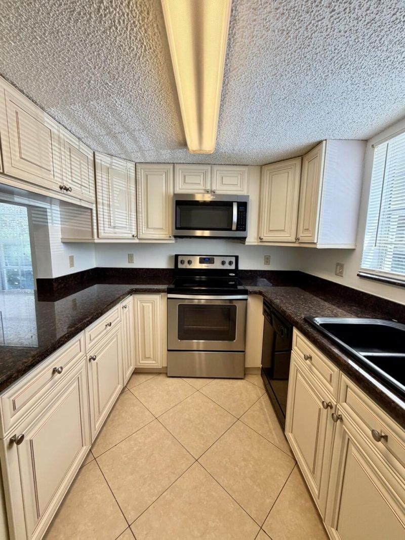 6308 La Costa Drive, Unit D, Boca Raton, FL 33433 Photo