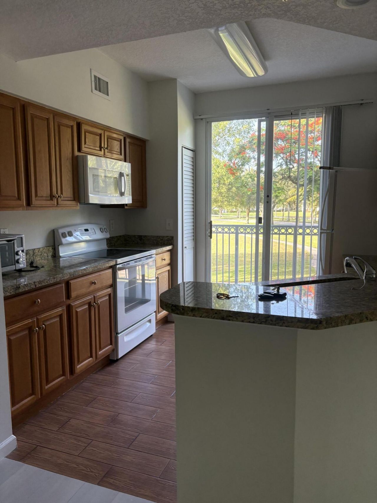 2050 Alta Meadows Lane, Unit 2109, Delray Beach, FL 33444 Photo