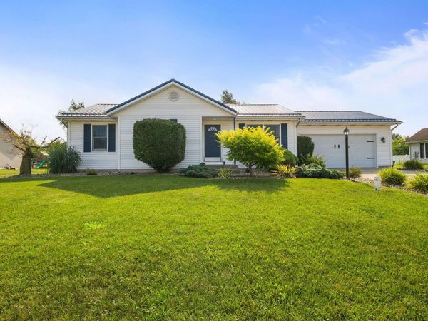 58576 Sunlit Boulevard, Goshen, IN 46528