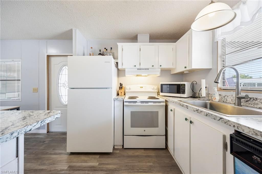 4931 Needle Fish Ln, Saint James City, FL 33956 Photo