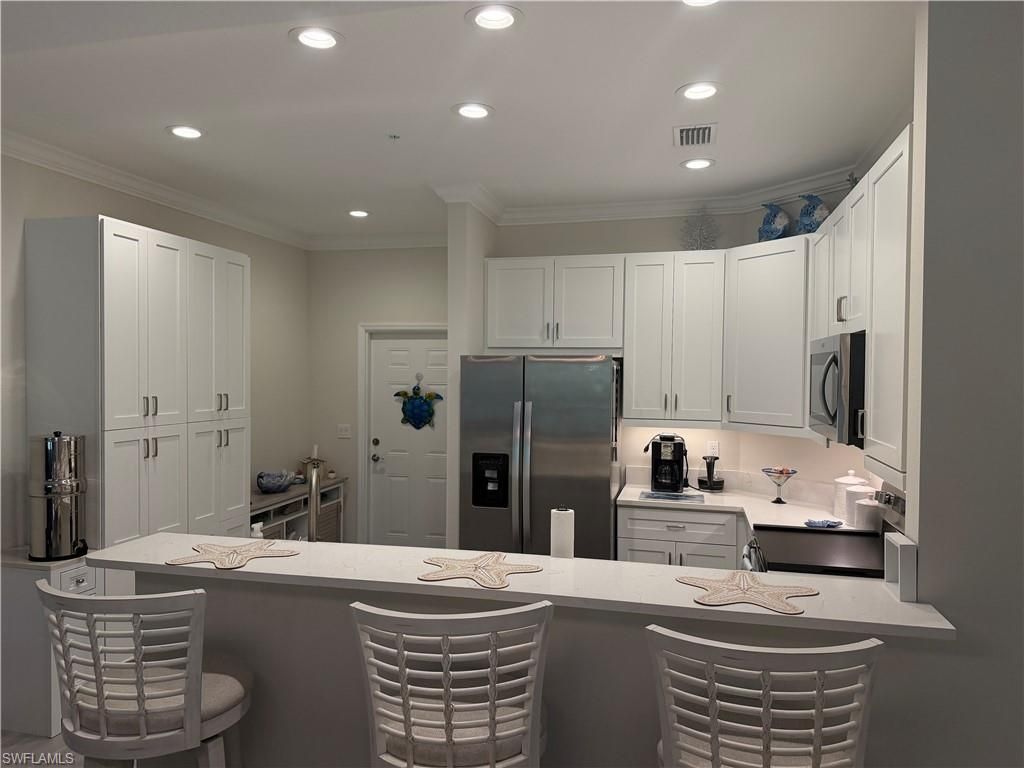 1137 Winding Pines Cir , Unit 205, Cape Coral, FL 33909 Photo