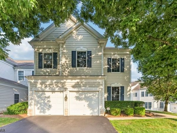62 Hickory Hill Blvd, Totowa, NJ 07512