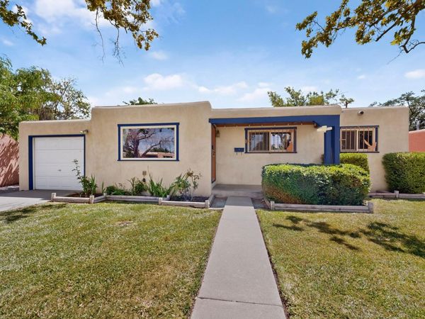 716 Kentucky Street SE, Albuquerque, NM 87108