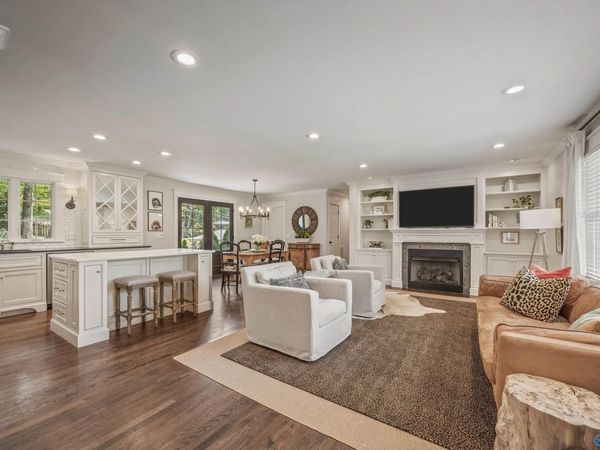 1600 Mountainbrook Drive SE, Huntsville, AL 35801