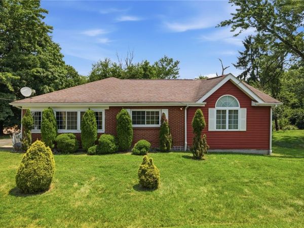 211 East Ave , West Mifflin, PA 15122