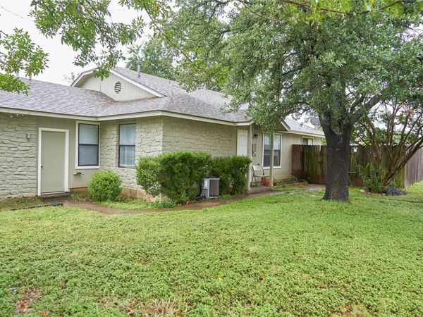 16001 Stoneham CIR , Pflugerville, TX 78660