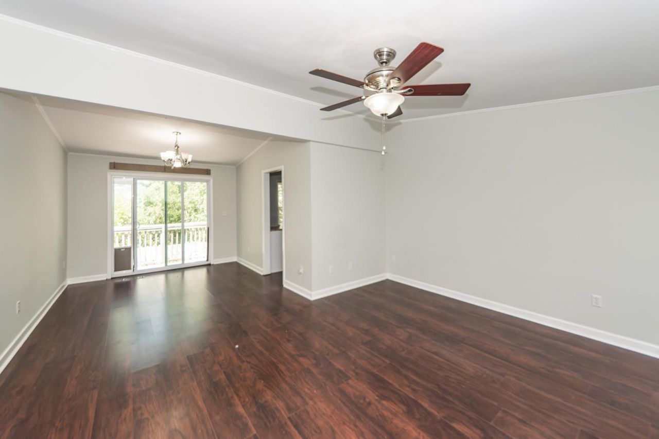 113 Trescott Court Photo 19