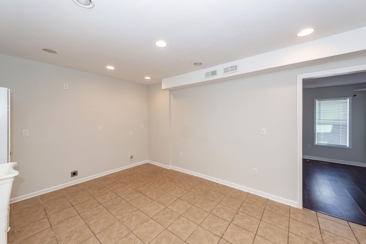 113 Trescott Court Photo 22