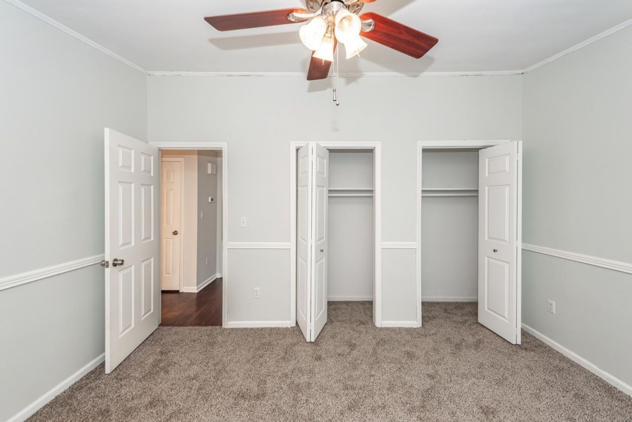 113 Trescott Court Photo 35