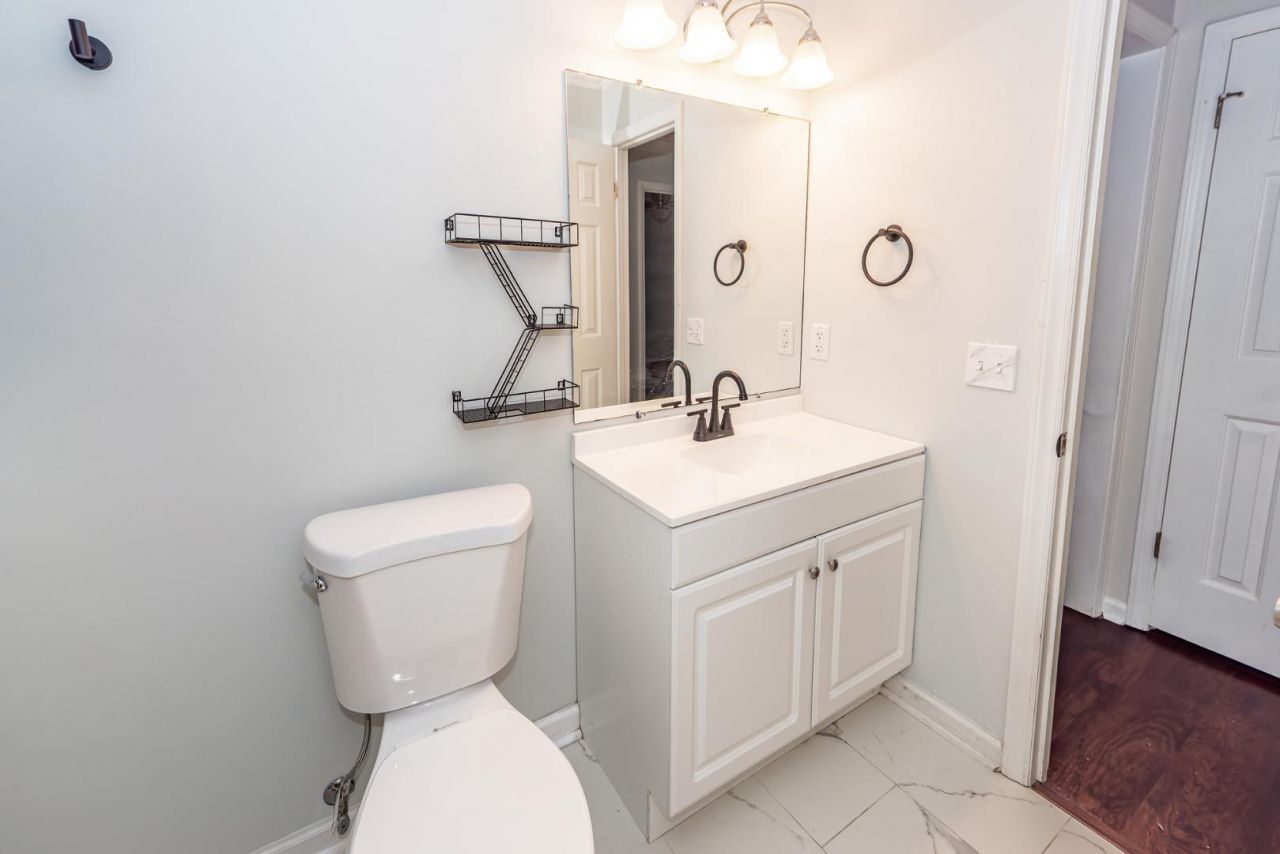 113 Trescott Court Photo 37