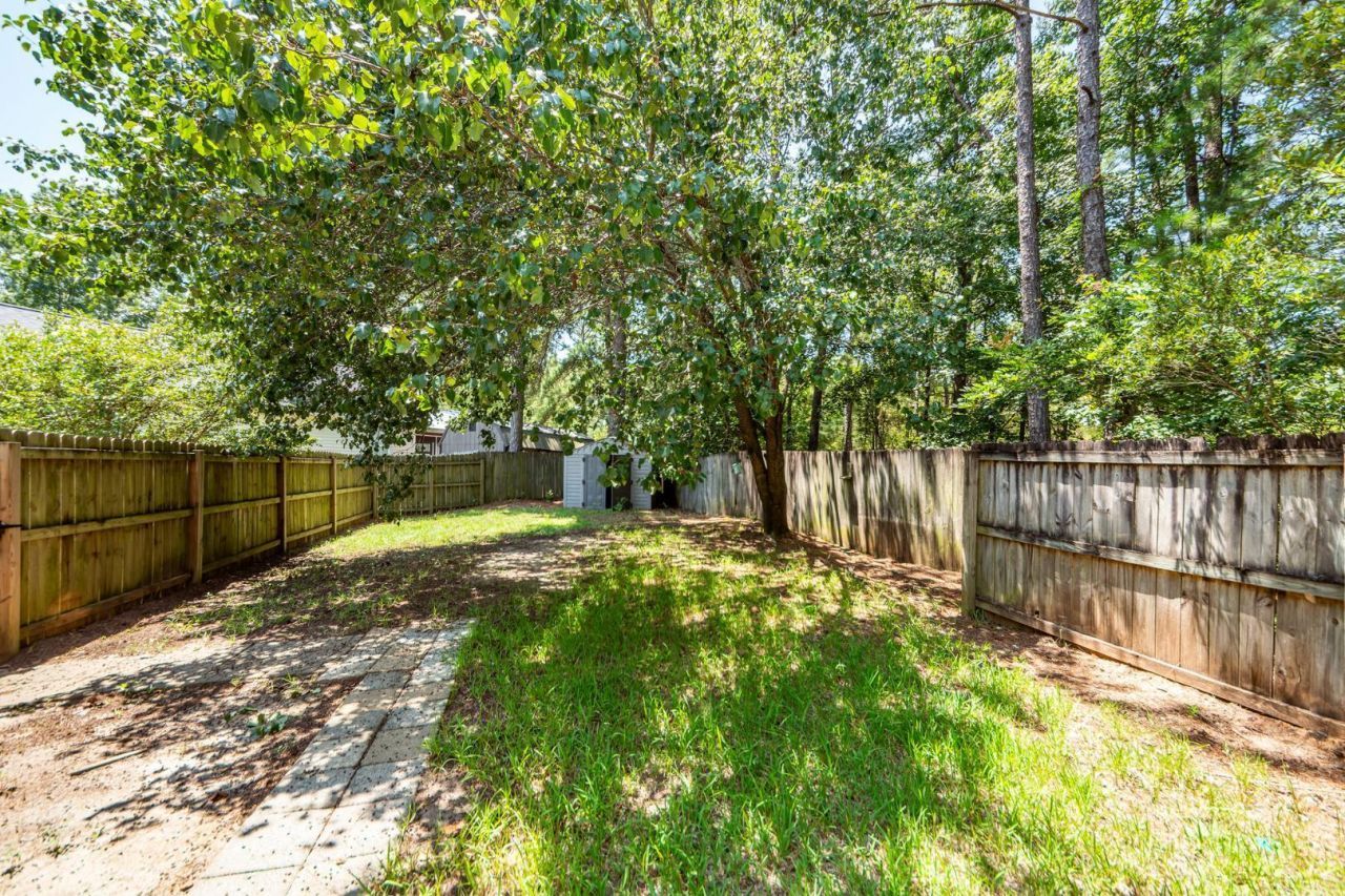 113 Trescott Court Photo 5